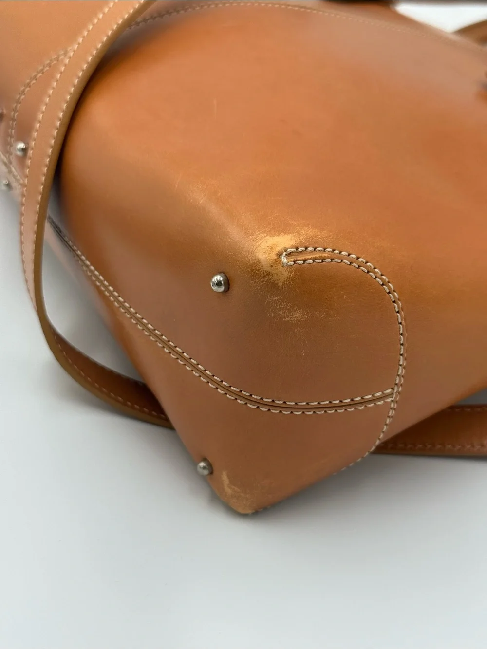 TOD'S Vintage Leather Satchel Bag - Classic Top Handle Shoulder Bag